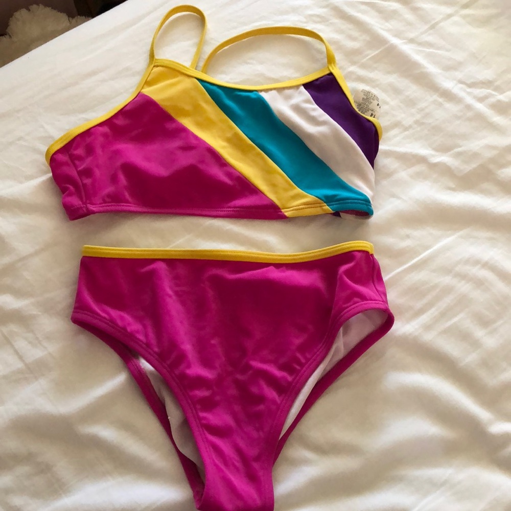 speedo bikini girls
